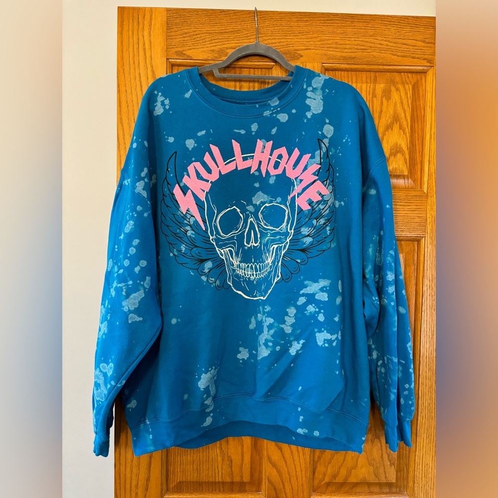Skullhouse Graphic Sweatshirt